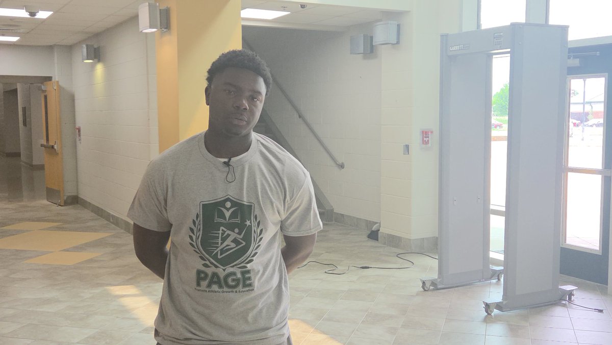Rockette_Rogers's tweet image. Great Student-Athlete Workshop hosted by Page Foundation on today: academics, graduation requirements, awards, and etc..
@Carver_FB