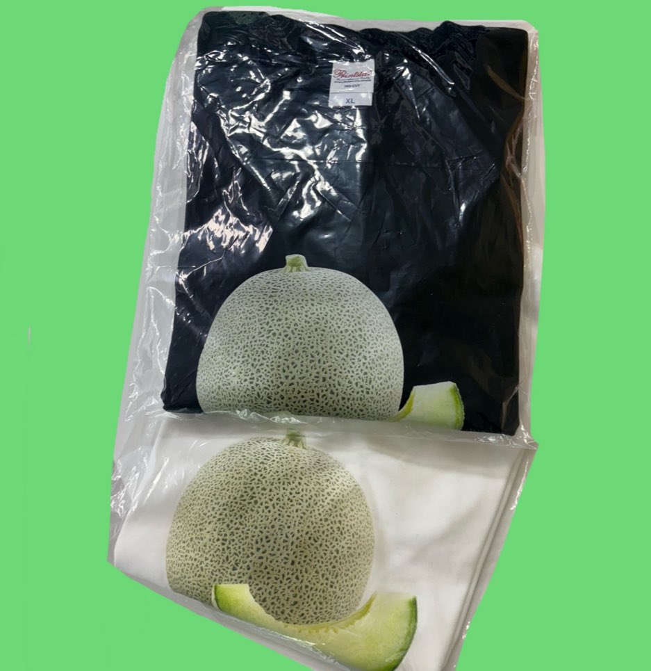 오늘 저녁 8시 - 8시30분 사이로
RT 알티 이벤트 당첨자 발표 있습니다 🎉

당첨자 1) 멜론 티셔츠 1장
당첨자 2) 멜론 1박스