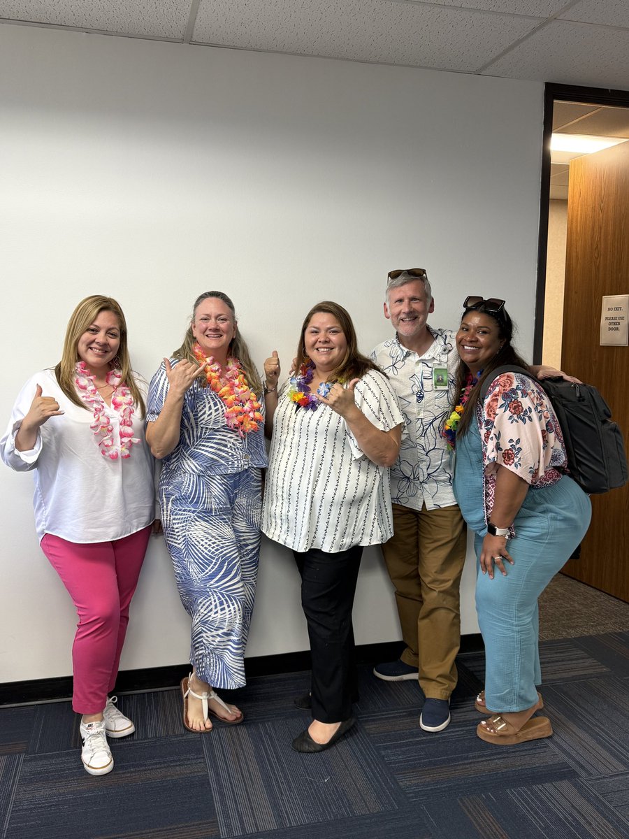 Elizabeth Contreras (@1124missliz) on Twitter photo Thankful for our Magnet Counselor Group Chat & meeting new counselors during our last Counselor’s Meeting for the school year on May 13th 🌺🥹🙃💕 Nothing but love & respect for these individuals! #Year2Done ✅ <a href="/CounselingDISD/">Dallas ISD Counseling Services</a> <a href="/DallasISDSupt/">Dr. Stephanie S. Elizalde</a> <a href="/dallasschools/">Dallas ISD</a> <a href="/TeamDallasISD/">Team Dallas ISD</a> Thankful for our Magnet Counselor Group Chat & meeting new counselors during our last Counselor’s Meeting for the school year on May 13th 🌺🥹🙃💕 Nothing but love & respect for these individuals! #Year2Done ✅ <a href="/CounselingDISD/">Dallas ISD Counseling Services</a> <a href="/DallasISDSupt/">Dr. Stephanie S. Elizalde</a> <a href="/dallasschools/">Dallas ISD</a> <a href="/TeamDallasISD/">Team Dallas ISD</a>