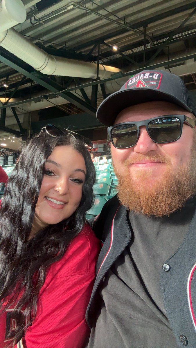 Diamondbacks game with my Sis! 
#Dbacks
#WHATAFAN