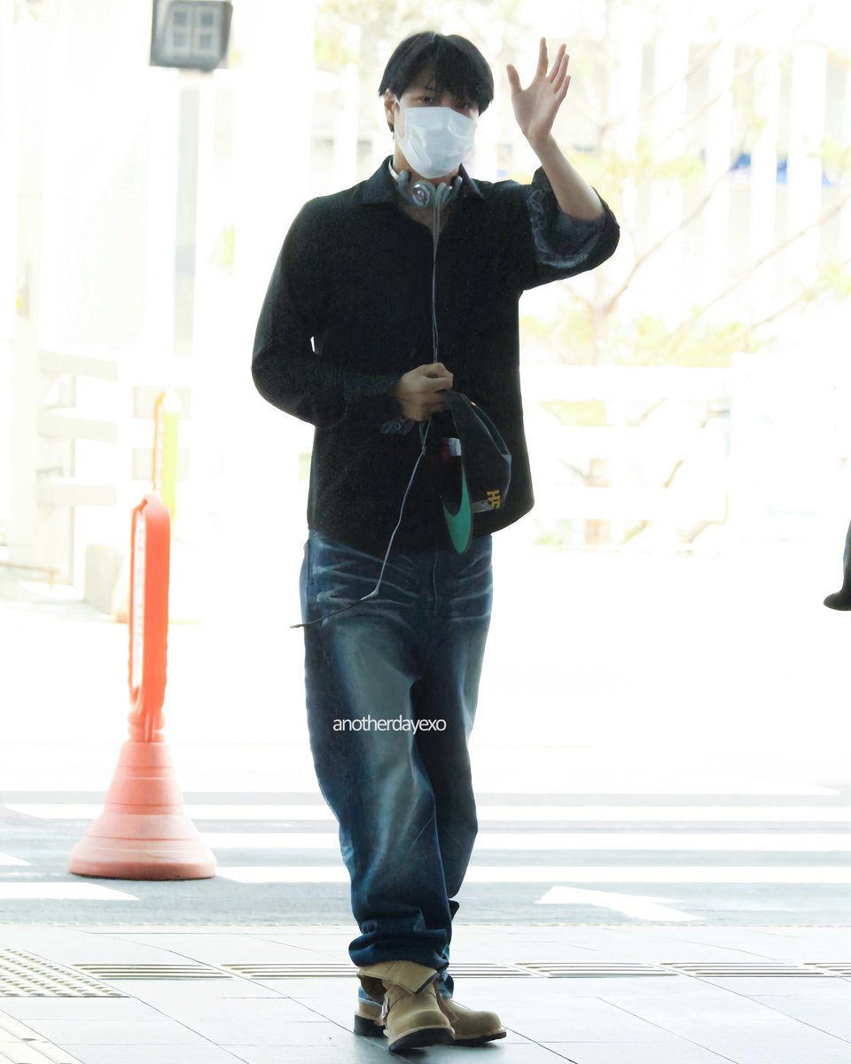 anotherdayexo's tweet photo. 250601 ICN

#EXO #KAI #카이 #KAION https://t.co/Ig04sycDHP