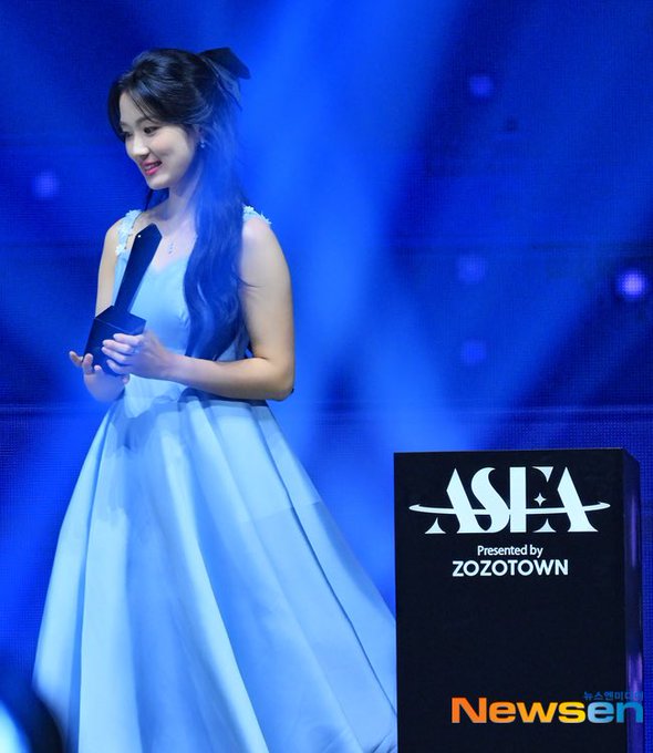 Newsen โหลดคลิปฮเยยุนขึ้นรับรางวัล 2025ASEA แล้ว เข้าไปกด👍ให้กำลังใจกันนะ

🏆FAN CHOICE CHARACTER 
youtube.com/watch?v=kIrkwO…

🏆FAN CHOICE ARTIST (Actress)
youtube.com/watch?v=2poelz…

🏆THE BEST ARTIST (Actress)
youtube.com/watch?v=UmnmM8…