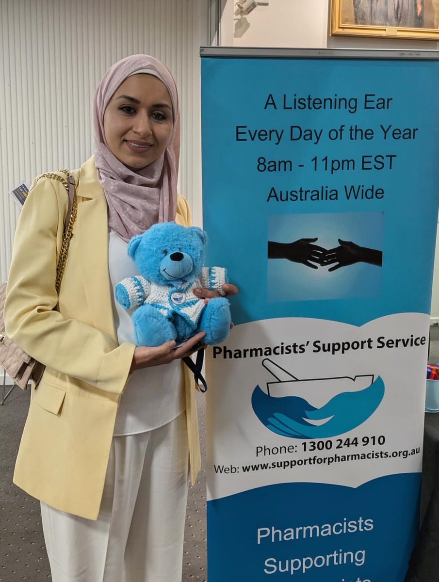 It was wonderful to meet Dr Wejdan Shahin, winner of the PSA Victorian early career pharmacist of the year for 2025! Congratulations to Dr Wejdan 🎉💙 <a href="/PSA_National/">PSA</a> #VICTASATU25