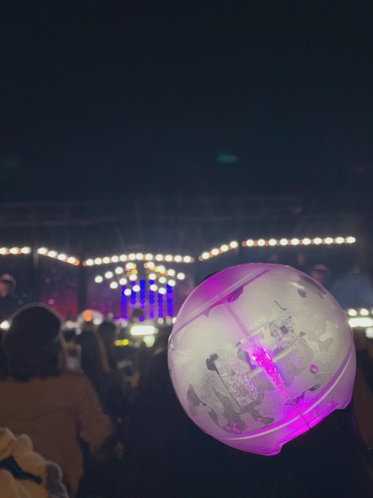 bts__forever's tweet photo. ホビコン参戦
マジショ以来のホビとの再会で懐かしくてあのワクワク感が戻ってきて幸せだった
ホビはステージでキラキラ輝いてて幸せそうであのハート型の笑顔が見れて嬉しかった
HOPE WORLDで締めくくるセトリ神でした😇✨💕
 #HOPE_ON_THE_STAGE_TOUR_JAPAN https://t.co/3ONzVY7eEW