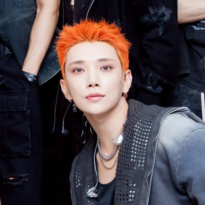 พส.เข้าอัดบอกวันนี้จีสุทำผมสีแดงนะ 

//คะ แดงก็แดงค่ะพส.🤣🤣

แดงที่คิดไว้                         แดงที่ได้