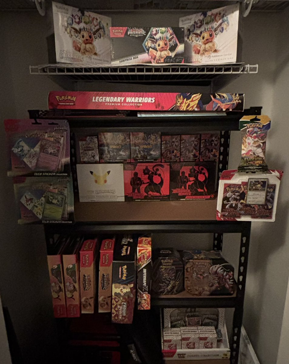 jroj92's tweet photo. How it started aaannnnnnddd to where we are now 😂😭I’d like to thank the academy 🏆 🙏 #Pokemon #PokemonTCG that’s not including some small singles I’ve purchased along the way 😬@PokemonDealsTCG https://t.co/IrHQthTXyQ