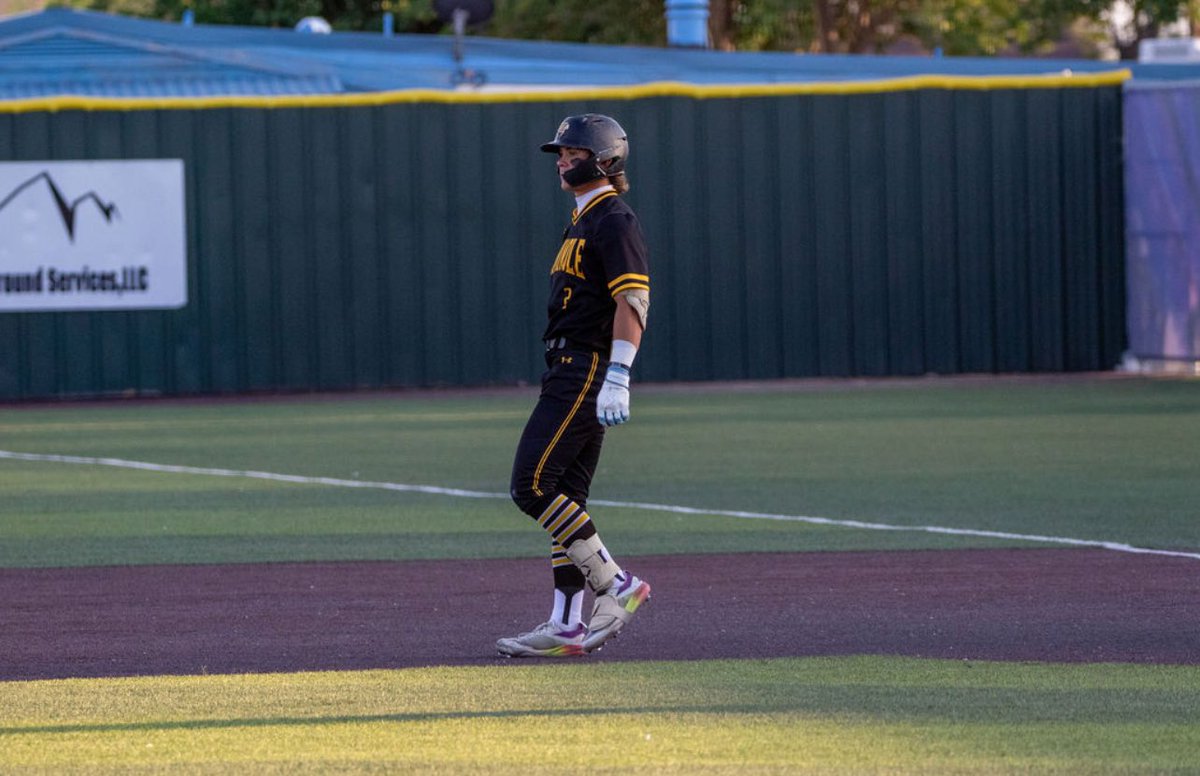Senior Season stats:
144 PA
125 AB
.400 avg
50 hits 
20 rbi
13 2B, 2 3B, 2 hr
.478 OBP
.600 SLG
24 SB

Defense-
130 TC
69 PO
7 E

Pitching- 
46.2 IP
189 BF
4-2
6 SV
28 H
10 ER
70 SO
.94 ERA
.870 WHIP
.145 BAA
<a href="/ACBaseball806/">Amarillo College Baseball</a> <a href="/CoachRains20/">Brandon Rains</a> <a href="/OFFSPEEDATH/">OFF-SPEED ATHLETICS</a> <a href="/ChristinDonal10/">Christin Donaldson</a> <a href="/nitro40sad/">Sean Donaldson</a>