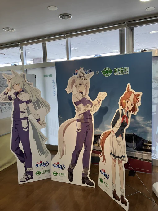 笠松駅に 町の人にペンどうぞどうぞと