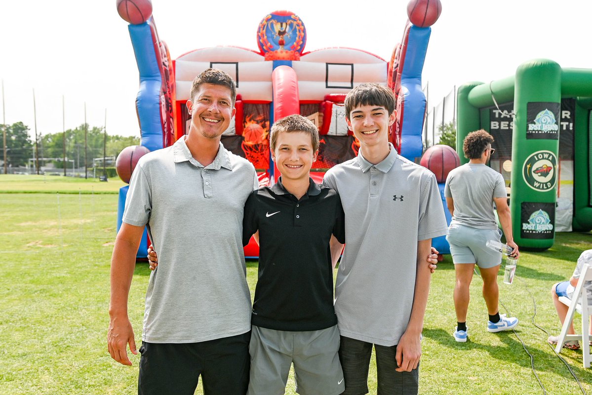 Principal Charity Classic Tournament (@pcctourney) on Twitter photo Junior Sports Experience at <a href="/WakondaClub/">Wakonda Club</a> today! ⛳️🏀 🏈 🏒
Thank you to Kirk Triplett & Aaron Krueger for coming to speak to these athletes and share some golf tips! We can’t wait to see everyone tomorrow for the Championship Sunday! 🏆 Junior Sports Experience at <a href="/WakondaClub/">Wakonda Club</a> today! ⛳️🏀 🏈 🏒
Thank you to Kirk Triplett & Aaron Krueger for coming to speak to these athletes and share some golf tips! We can’t wait to see everyone tomorrow for the Championship Sunday! 🏆