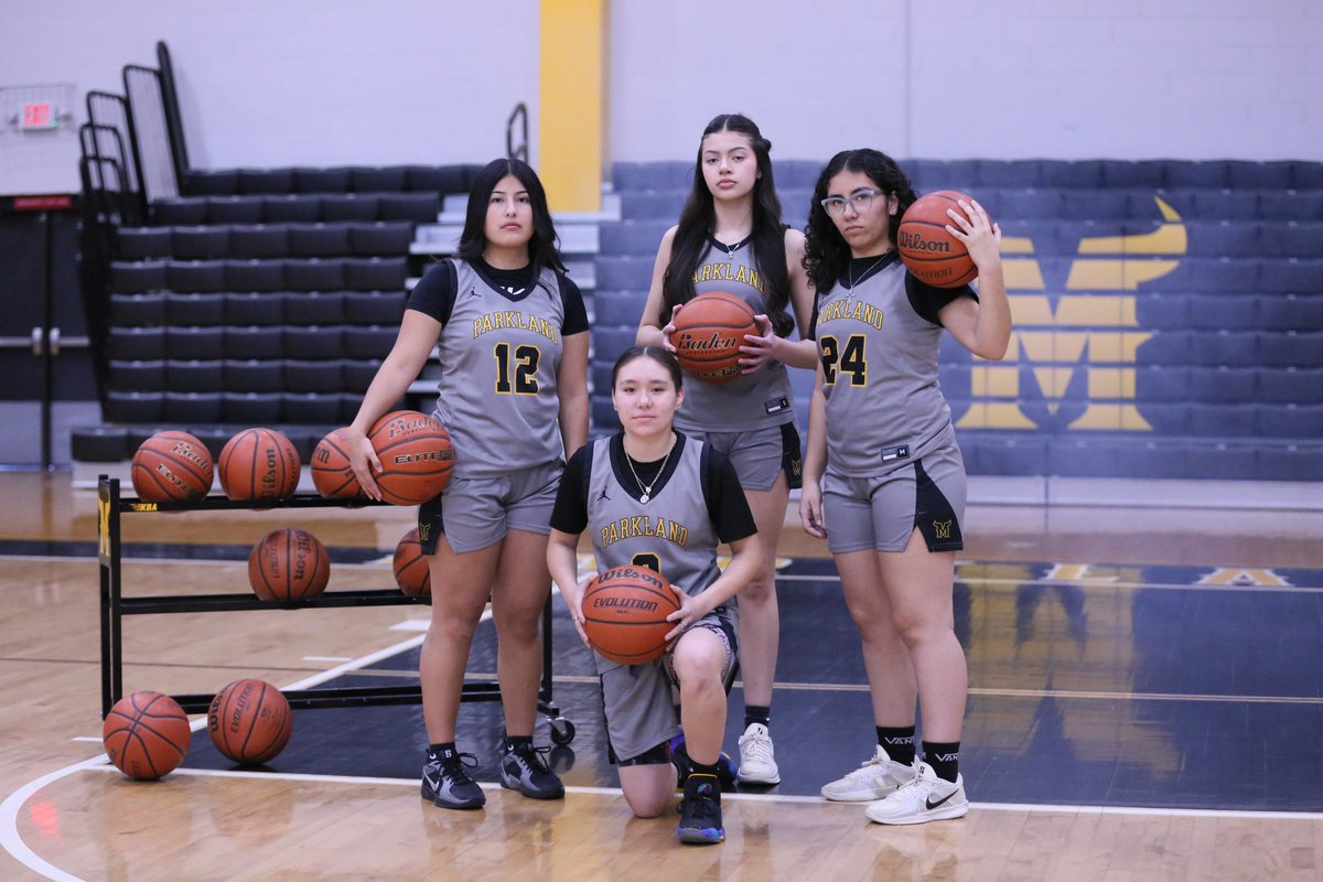 CONGRATULATIONS to the class of  2025!! Sisterhood 4 Life ⚫️🏀🟡🎓 <a href="/LadyMatadorsGBB/">Lady Matadors GBB</a>