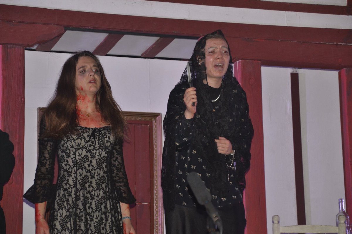 Santa Ana y San Rafael (@colegiosasr) on Twitter photo 🎭 Hoy la compañía Sanasara ha representado “Bodas de sangre” tras ser invitada por el <a href="/MADRID/">Ayuntamiento Madrid</a>.
Una oportunidad única y un gran reconocimiento al talento y esfuerzo de nuestro alumnado.
¡El teatro joven pisa fuerte! 👏❤️
#Marianistas #MeWe #Teatro <a href="/colemarianistas/">Colegios Marianistas #MEWE #DelYoAlNosotros</a> 🎭 Hoy la compañía Sanasara ha representado “Bodas de sangre” tras ser invitada por el <a href="/MADRID/">Ayuntamiento Madrid</a>.
Una oportunidad única y un gran reconocimiento al talento y esfuerzo de nuestro alumnado.
¡El teatro joven pisa fuerte! 👏❤️
#Marianistas #MeWe #Teatro <a href="/colemarianistas/">Colegios Marianistas #MEWE #DelYoAlNosotros</a>