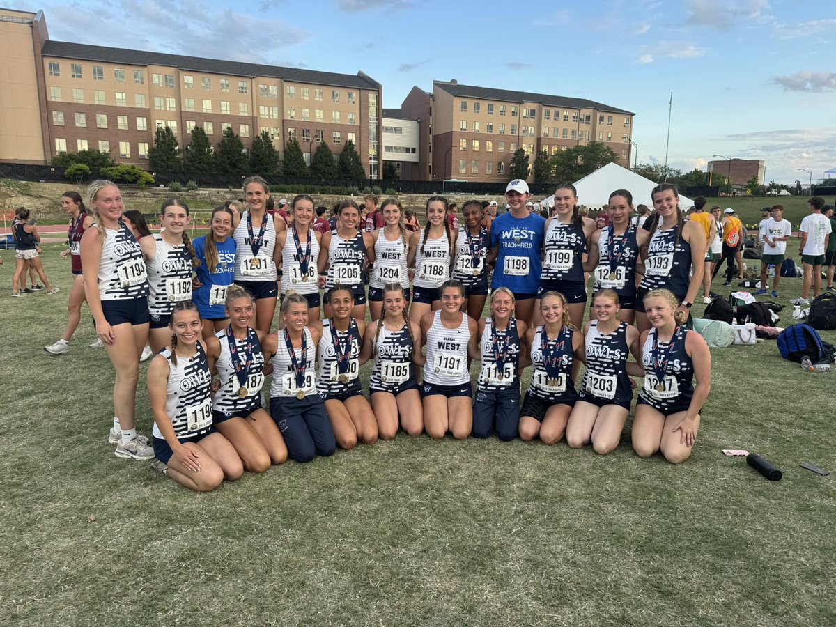 The Olathe West girls, scheduled to finished 8th had a huge day and finish as the 5th best team in the state. A big time performance from the ladies