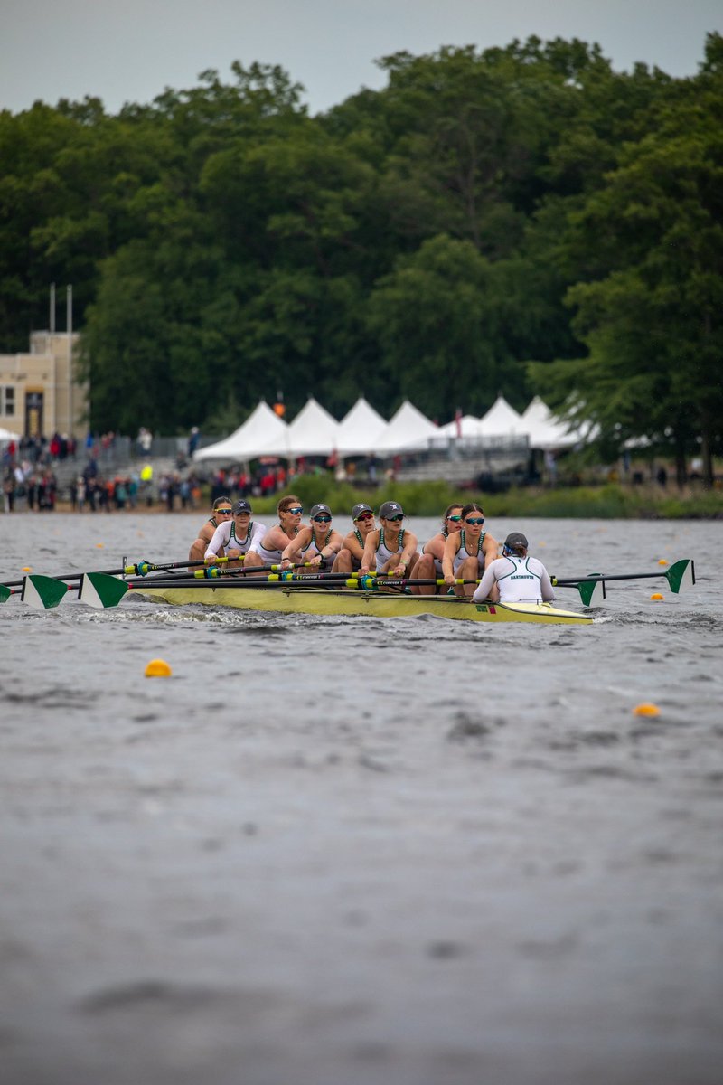 DartmouthWRow's tweet image. Flicks from this evening’s semifinal racing at the NCAA Championship.
Sunday’s schedule
Varsity four D final: 7:12 a.m.
Second varsity eight C final: 7:36 a.m.
Varsity eight C final: 7:52 a.m.
#GoBigGreen | #TheWoods🌲