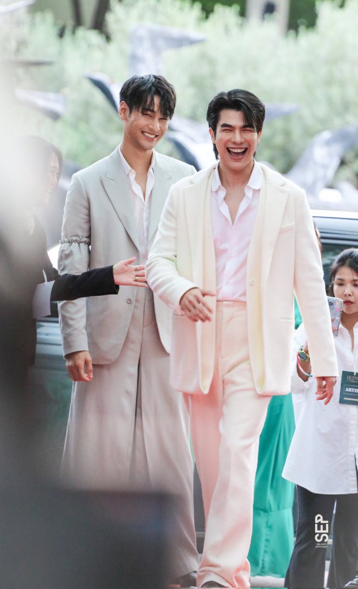 To : <a href="/milephakphum/">mile phakphum</a> 💚
<a href="/Nnattawin1/">Nnattawin</a> 💛

June Wish : เดินทางมาถึงเดือนที่ 6 ของปีแล้วนะ ขอให้เป็นเดือนที่มีแต่เรื่องราวดีๆ ขอให้เติบโตไปข้างหน้าอย่างแข็งแกร่งจากความสุขและรอยยิ้ม อยู่สร้างความสุขและรอยยิ้มให้พวกเราไปนานๆนะ 🫶

#มายอาโป 
#MilePhakphum #ApoNattawin