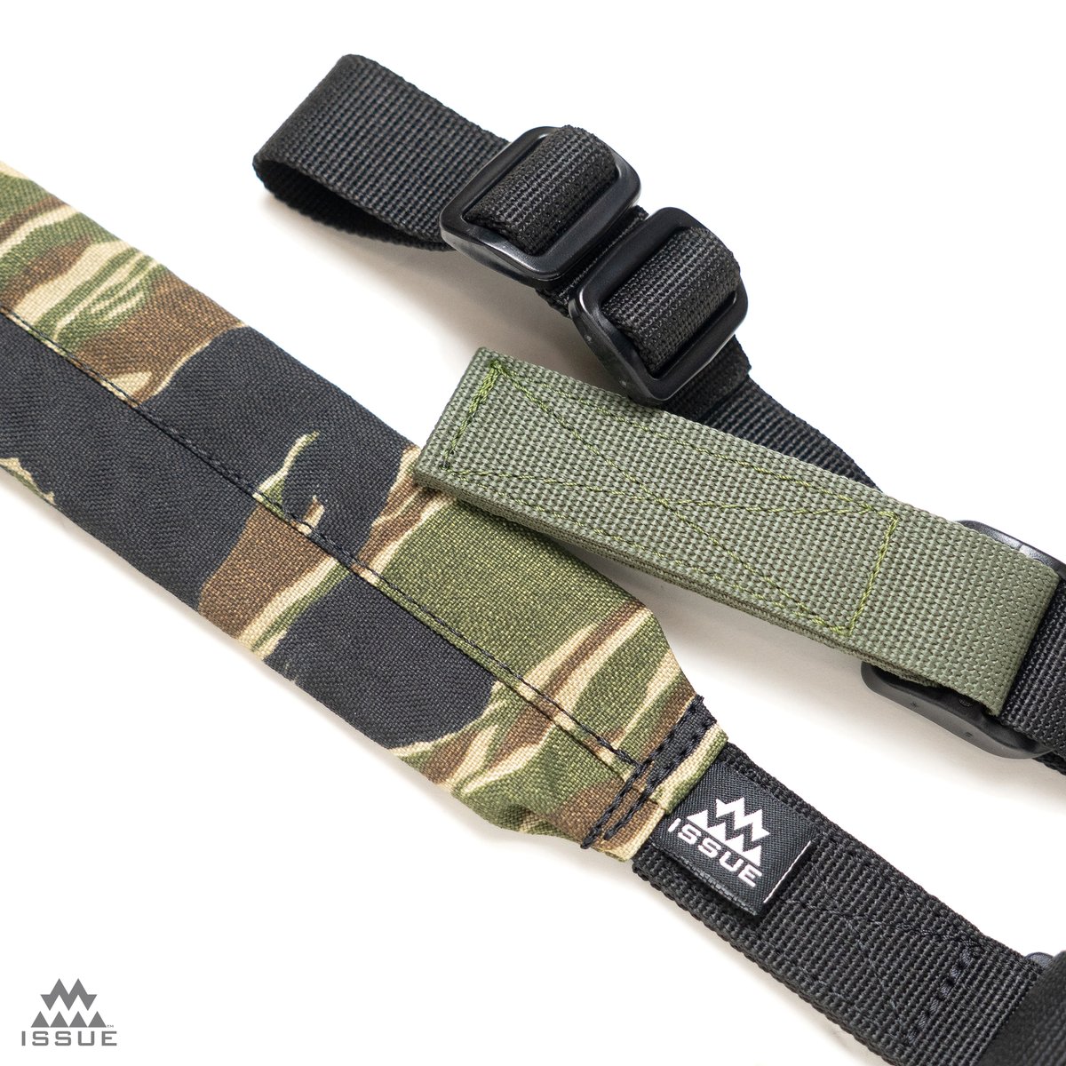 3MADEISSUE's tweet photo. サーペントスリング 2ポイント🐍
新色ウッドランド、タイガーストライプ、デザートタイガー 
本日！6月1日(日)20時頃〜オンライン販売スタート！ https://t.co/7bvdWDo3gY

#3MADEISSUE #3MI #DESERTTIGER #TIGERSTRIPE #WOODLAND https://t.co/1srLnU6jLF