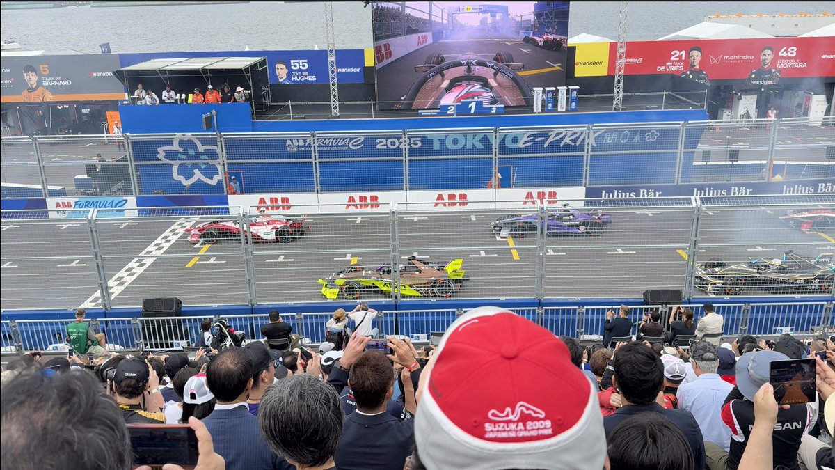GarageWith's tweet image. 67万円のVIP向けチケットも存在！2年目開催のフォーミュラe 東京公道レースは大失敗に終わったのか？！現地レポートです。
youtu.be/h0iazCC7bM0