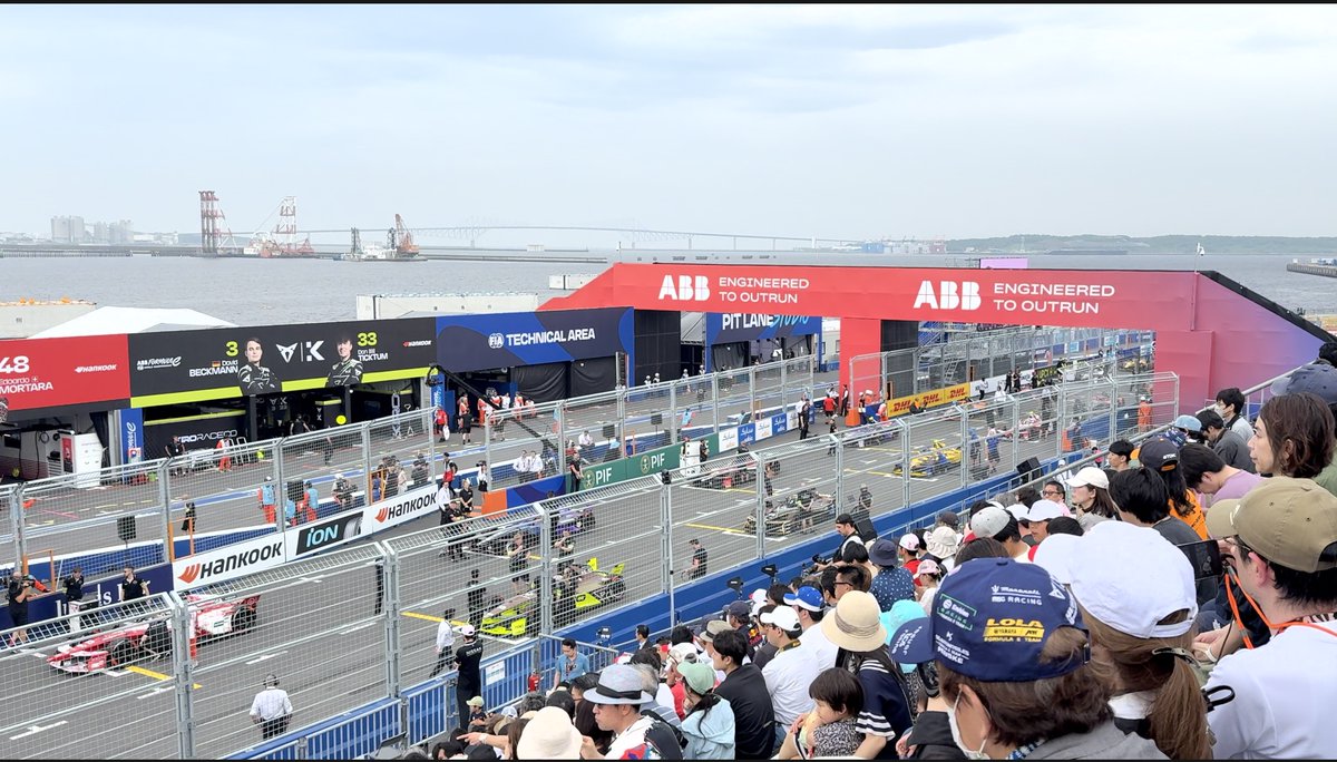 GarageWith's tweet image. 67万円のVIP向けチケットも存在！2年目開催のフォーミュラe 東京公道レースは大失敗に終わったのか？！現地レポートです。
youtu.be/h0iazCC7bM0