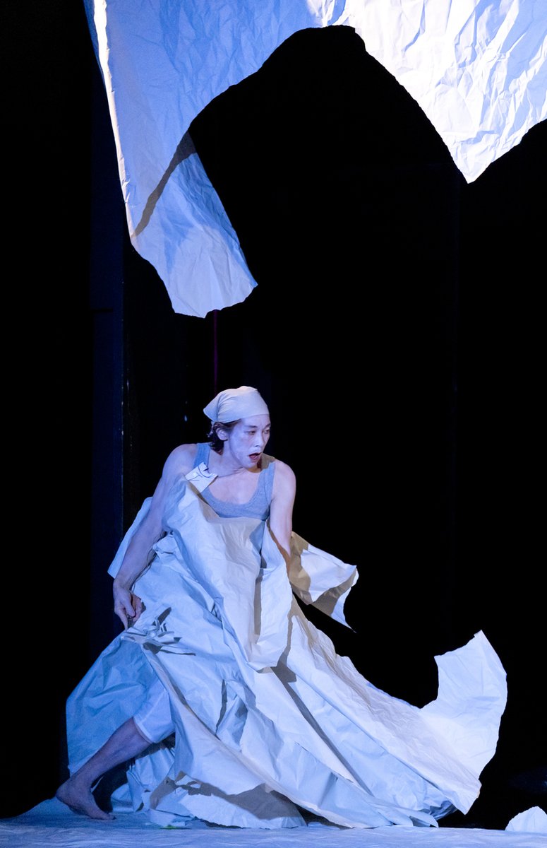 #佐々木蔵之介 一人芝居『ヨナ-Jonah』、ルーマニアにて開幕！

「それぞれの都市でのお客様との出会いを楽しみにしています」

■シビウ公演の後ヨーロッパ5都市を回り、シビウ国際芸術祭で上演
■10月1日のプレビュー公演を皮切りに日本にて上演
theatergirl.jp/?p=64475

#JONAH2025 #ヨナ