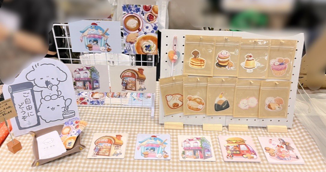 スペースこんな感じです！
E09aにてお待ちしてます〜🙇‍♀️

 #COMITIA152