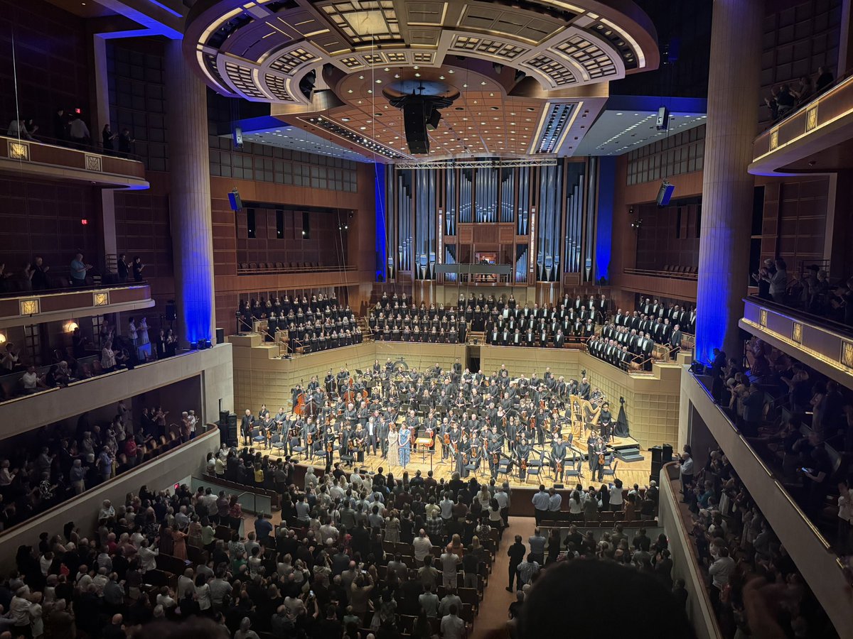 Season finale 

Mahler - Symphony no. 2

<a href="/DallasSymphony/">Dallas Symphony</a> 
Fabio Luisi - conductor
Anthony Blake Clark - chorus director
Dallas Symphony chorus
Catriona Morrison - Mezzo-soprano
Erin Morley - soprano