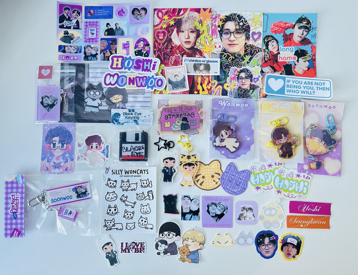 🛍️  #CaratArtFest2025 D-2 haul 

...nakauwi na ang nawalang soonwoo keyring. 😸