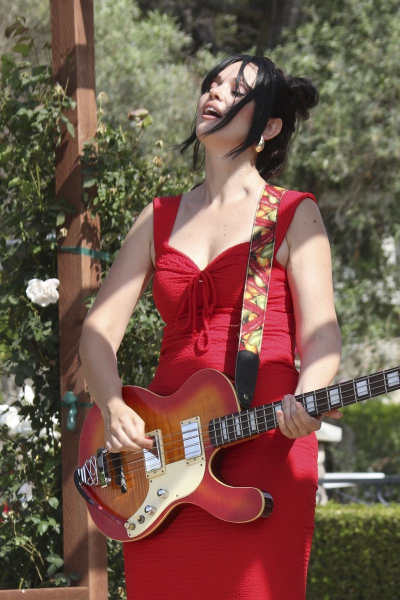 Natasha and Martin Blasick perform live at Sip &amp; Unite fundraiser in Orange County 31.05.2025 x120
#NatashaBlasick 

hqcelebcorner.net/index.php?thre…
