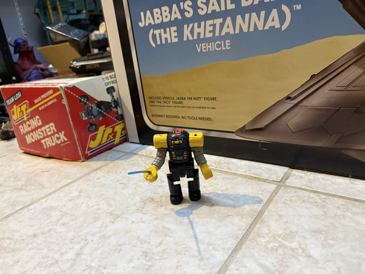 justthetoys's tweet image. I mean come on!  #roboforce