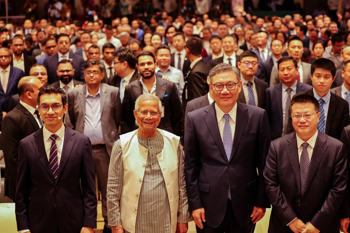 ChiefAdviserGoB's tweet image. Chief Adviser Professor Muhammad Yunus addresses the China-Bangladesh Conference on Investment and Trade in the BIDA office, Agargaon, Dhaka, on Sunday.

Photos: CA Press Wing