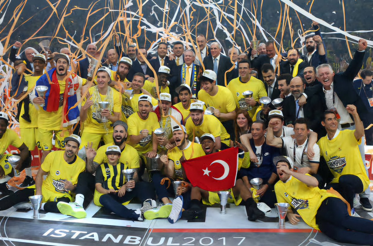 Serpil’ (@srplbzks) on Twitter photo İtalyancada şöyle bir söz var.
"Sie dolorosamente bella"
Anlamı;
"Sen acı verecek kadar güzelsin"
Günaydın o vakit 💙💛☘️🧿
<a href="/Fenerbahce/">Fenerbahçe SK</a> <a href="/FBBasketbol/">Fenerbahçe Beko</a> İtalyancada şöyle bir söz var.
"Sie dolorosamente bella"
Anlamı;
"Sen acı verecek kadar güzelsin"
Günaydın o vakit 💙💛☘️🧿
<a href="/Fenerbahce/">Fenerbahçe SK</a> <a href="/FBBasketbol/">Fenerbahçe Beko</a>