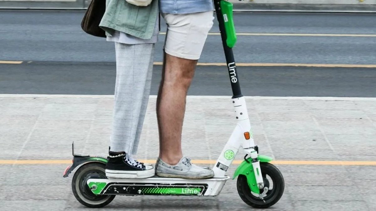 📍Elektrikli scooter kullanımında yeni dönem 

🔴8 milyon kişiyi ilgilendiriyor
 
📍Artık zorunlu olacak 

gercekgundem.com/guncel/elektri…