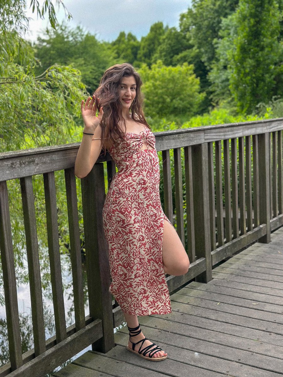 A venit vaaaraaa🌞🌞🫶🏻 Fie ca în această vară să ai parte de cele mai crazy fantezii🤭 Și nu uita ca o mami fierbinte e tot de ce ai nevoie😊❤️
onlyfans.com/mimi_vip69