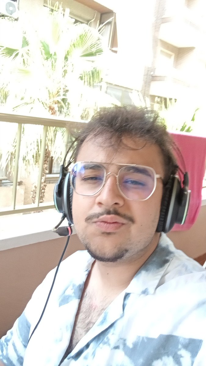 Hoy tenemos #EsportsSeriesMadrid de <a href="/MadridinGame/">Madrid in Game</a> edición tropical 🏝️

🎙️A las voces: <a href="/Aluche83/">Aluche</a> y Un servidor.
🖥️ A la retransmisión: <a href="/rj_gonzalez/">Rafa J</a> 
A los mandos de la nave: <a href="/CristianCydonia/">Cristian 'Cydonia' Vidal</a> 

Link Abajo!!!