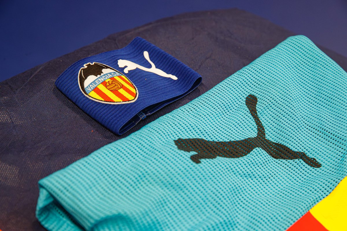 🤩 Esto ya huele a final.

Todo preparado, solo falta que lleguen los protagonistas a El Toralín.

🕒 12:00 horas.
📺 RFEF.es 

#CopaDeCampeones