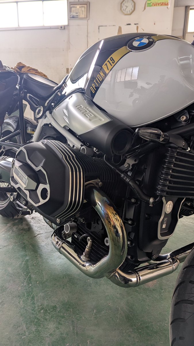 k1300r2423's tweet photo. RnineT pureが仲間入り
お洒落に乗りたい

#bmwmotorrad
#rninetpure
#空冷ボクサー
#バイク乗りと繋がりたい 
#g310gs
#ビレットパック
#option719 https://t.co/MWAhKx7XDF