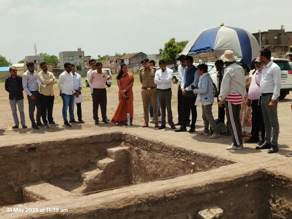 Collector & District Magistrate Bhavnagar tweet media