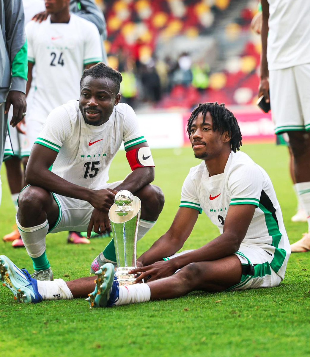 In 2021. As a young player of <a href="/SimoibenN/">SIMOIBEN FOOTBALL CLUB KADUNA NIG</a> Benjamin Fredrick was granted access to meet some established stars of the <a href="/NGSuperEagles/">🇳🇬 Super Eagles</a> by his mentor <a href="/Simon27Moses/">MSimon27 (M.O.N)</a> . In 2025 he made his senior international bow alongside the duo. Celebrate Grace!!!