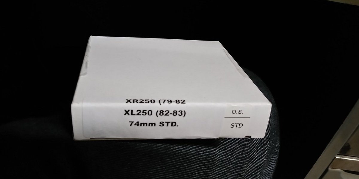 pocke_qa50's tweet image. CT250SシルクロードのピストンリングがやっとUSAから届きました‼️
74mmはなかなか見つからなかった😢
どうせなら新品にしたいよね🎵
エンジンどこまでやろうかな⁉️