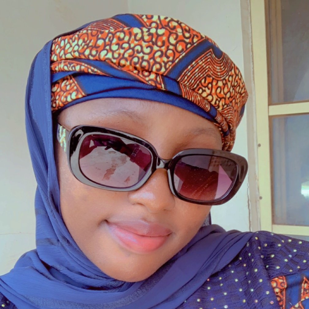 Diijenmaama's tweet photo. #NewProfilePic https://t.co/HBelCW8amr