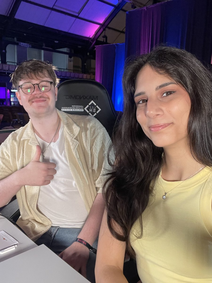 Was ein Caster Duo! Ihr seht Aegi und Eylem jetzt bei den Schleswig-Holsteiner Landesmeister!

twitch.tv/esportverbandsh