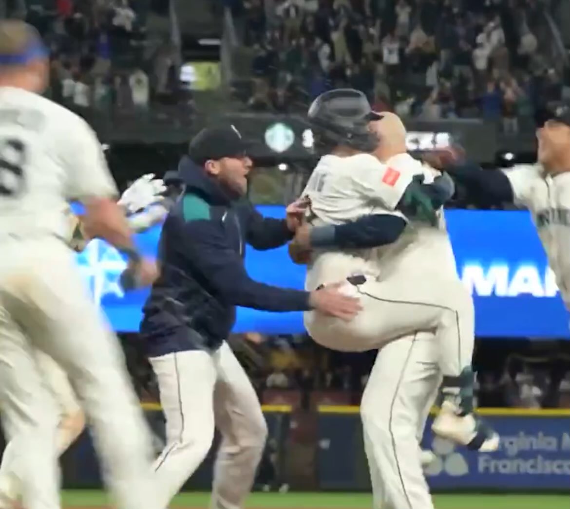 MarinerMuse's tweet image. Cole-ala