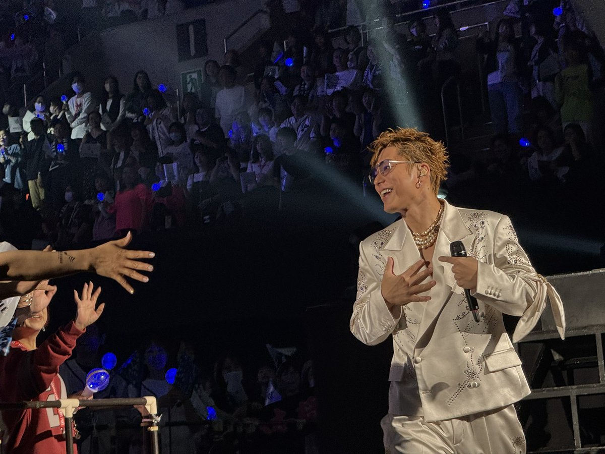 SHOKICHI_927's tweet photo. みなさんこんにちは☀️
SHOKICHIさんマネです！

本日は
#WHATISEXILE FINALです！

みなさん一緒に全力で盛り上がりましょう💪 https://t.co/7uavtu63MQ