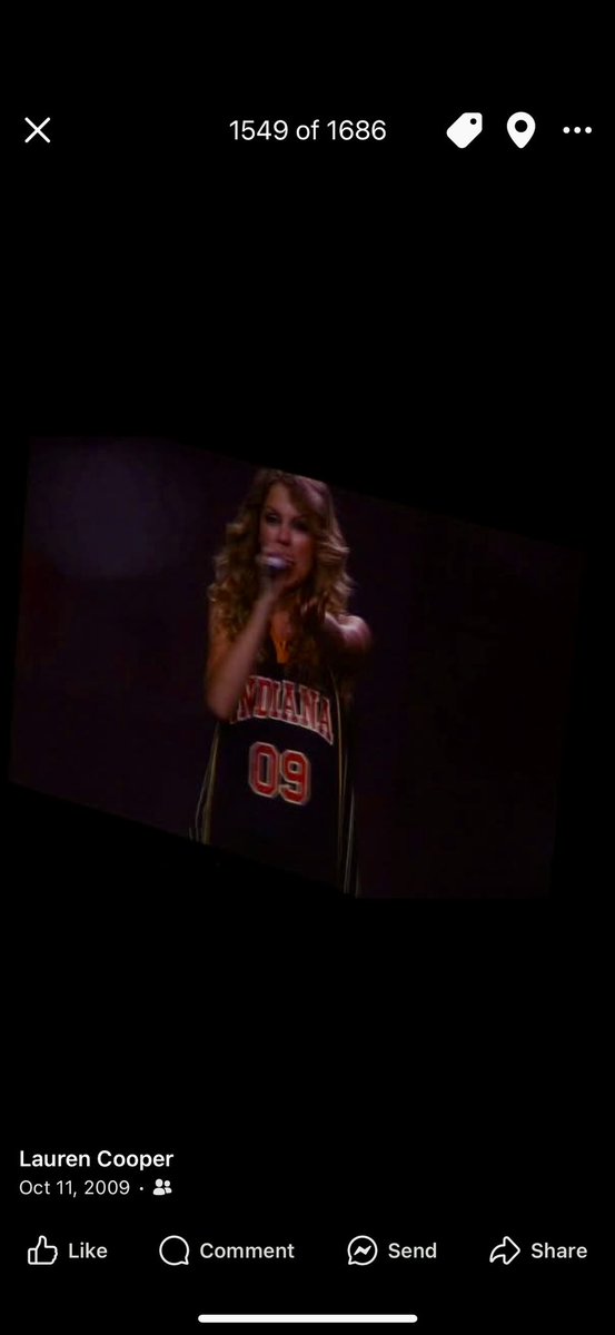 Fight for what we’ve worked for all these years
And the battle was long, it’s the fight of our lives 
But we’ll stand up champions tonight 🎵 

YES ‘CERS. 

(📸 Fearless Tour, Indy, 2009)