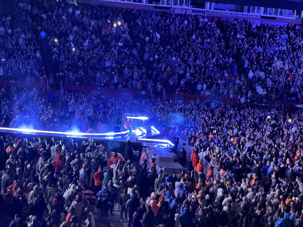 Sultan of Swag (@unsolicitedyeet) on Twitter photo 