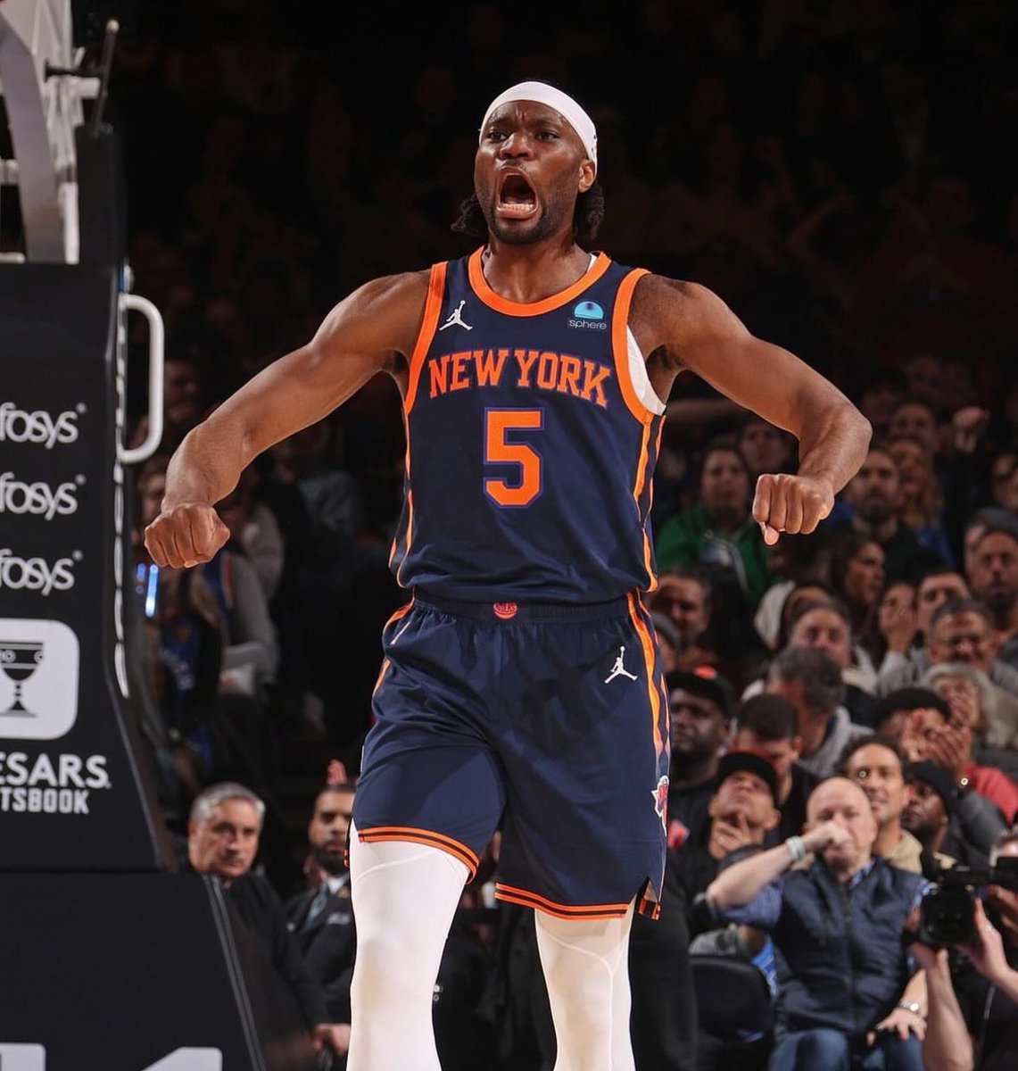 Clampedby25's tweet image. Knicks impending free agents this offseason:

Precious Achiuwa
Cameron Payne
Landry Shamet
Delon Wright
MarJon Beauchamp
Ariel Hukporti (team option)
PJ Tucker (team option)

Who should the Knicks bring back? Who should we let go?