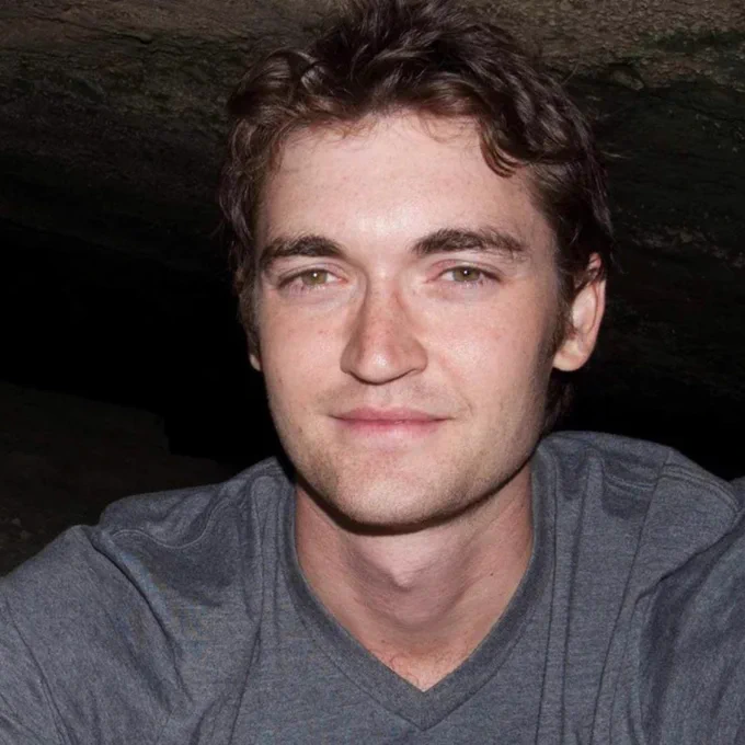 🚨 BREAKING: Ross Ulbricht, fondatore del marketplace SilkRoad, riceve 300 BTC nella sua wallet di donazioni!