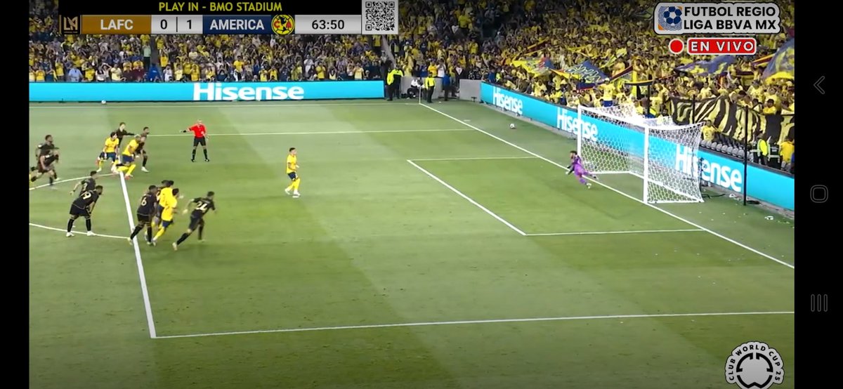 Alexa24081988's tweet photo. @jmartinez_leon @LAFC Que gooollll paaaaaps!!!!!! https://t.co/Hy66qYTuMu