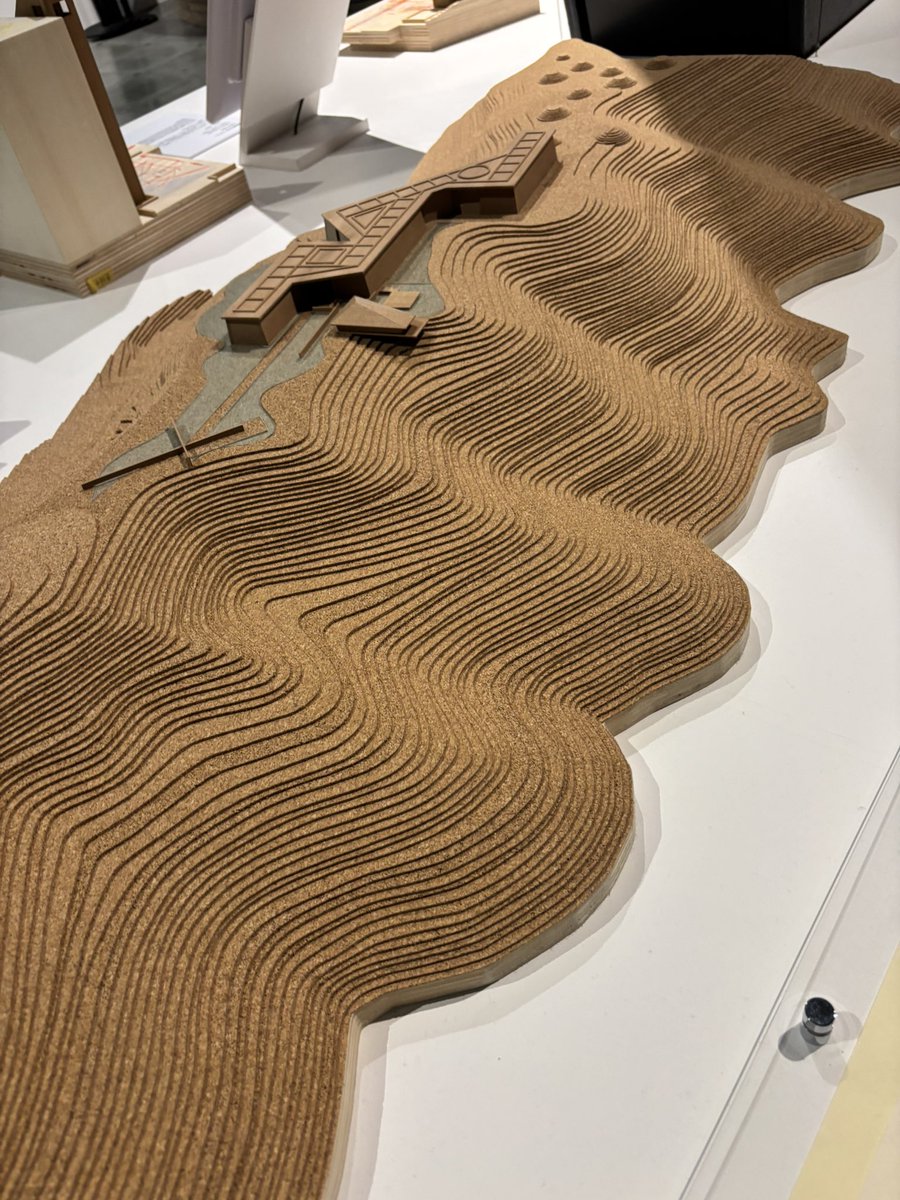 1Memory0614's tweet photo. 安藤忠雄展「青春」

「やってる人が面白くなければ、見ている人には薄い…」
自分の仕事にも言えるかもと
胸にささりました🥺

最後のＵ2のアカペラの
恵の讃美歌はうるっ🥹って
してしまった。
大阪をこんなに好きで大阪の
未来を考えている安藤忠雄さんがいらっしゃる大阪の方に
少し嫉妬してる… https://t.co/0Wo8pbXWFh