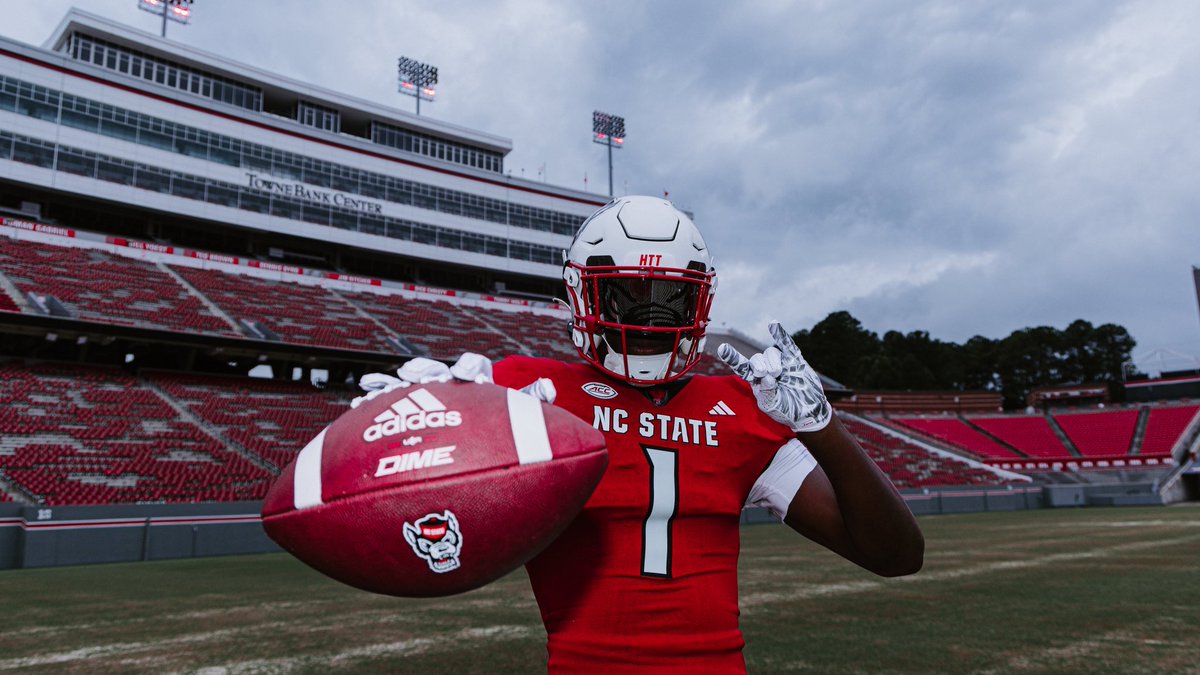 WolfPack 🐺?? <a href="/StateCoachD/">Dave Doeren</a> <a href="/PackFootball/">NC State Football</a>