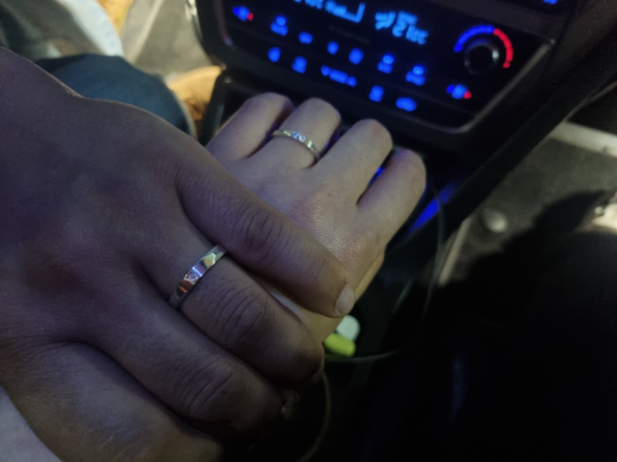 🖤 + 98
잘 만나고 있어요 🥰