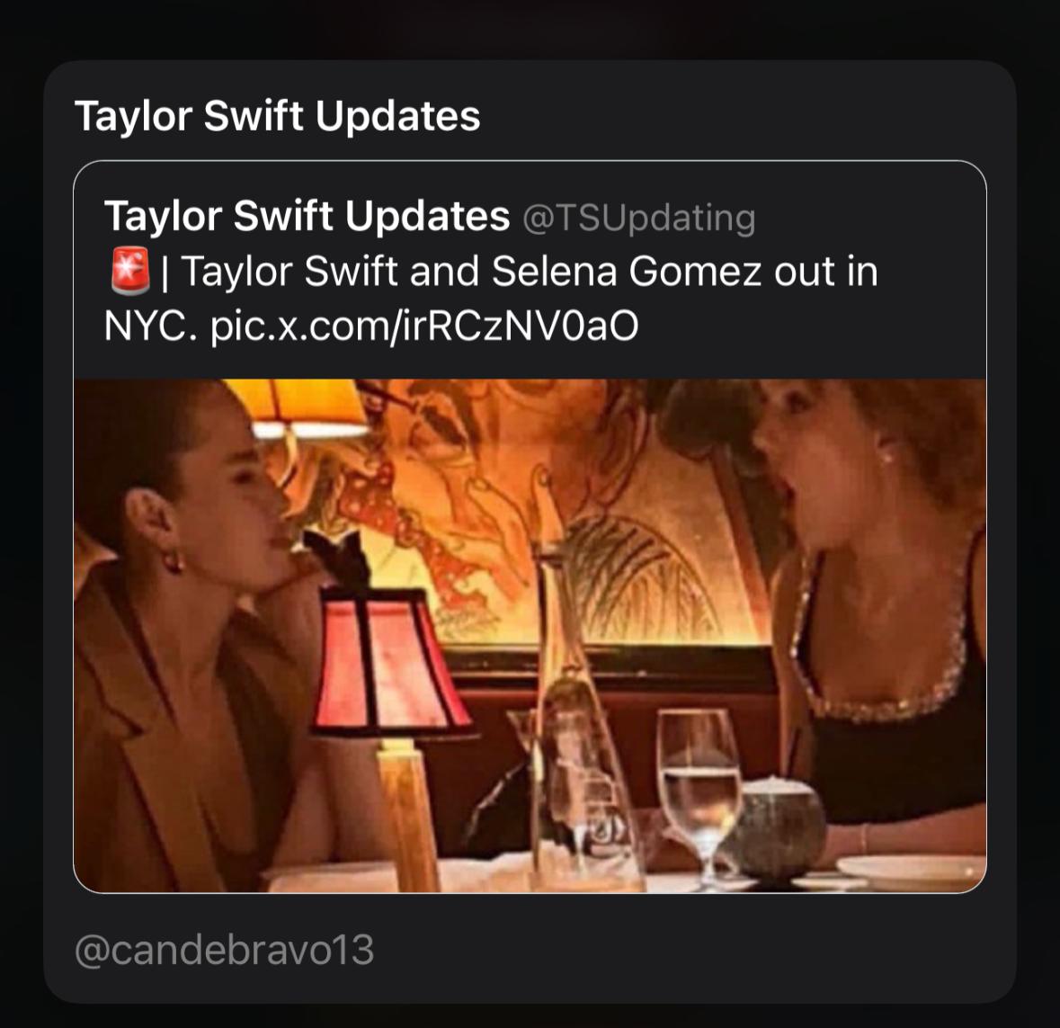 sgomezuy's tweet photo. Taylor Swift y Selena Gomez reunidas en NYC. 

Creditos a @candebravo13 https://t.co/kGra55gFRg